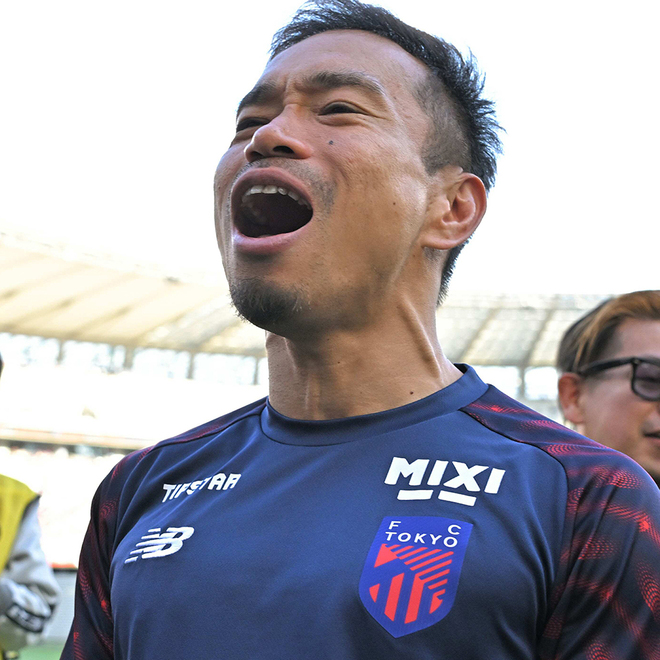 5大会連続W杯選出を決めた長友佑都