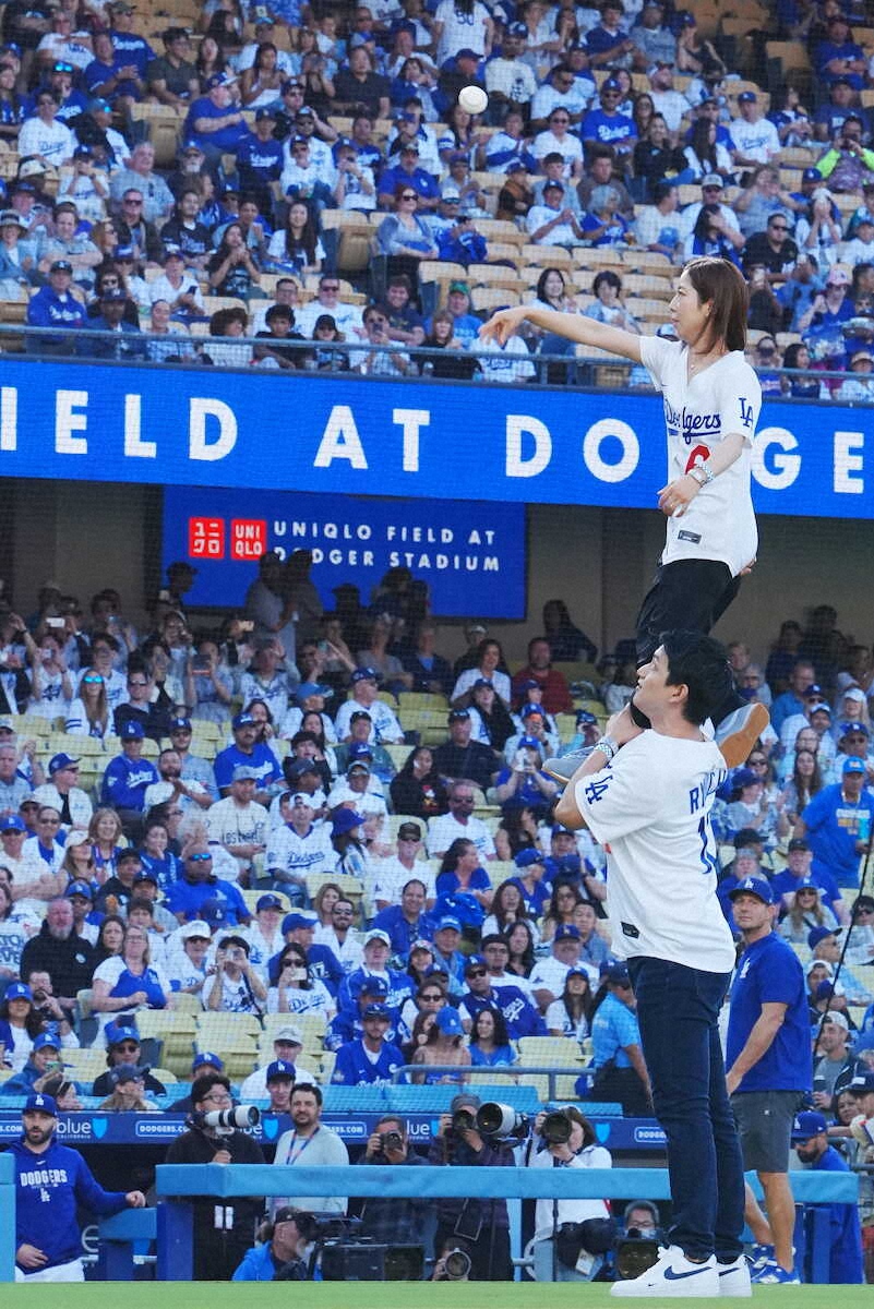 りくりゅう リフト始球式